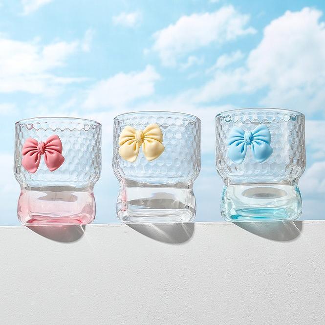 Cartoon Bow Glass Cup